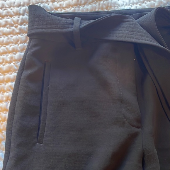 Aritzia black pants with belt - Picture 2 of 5